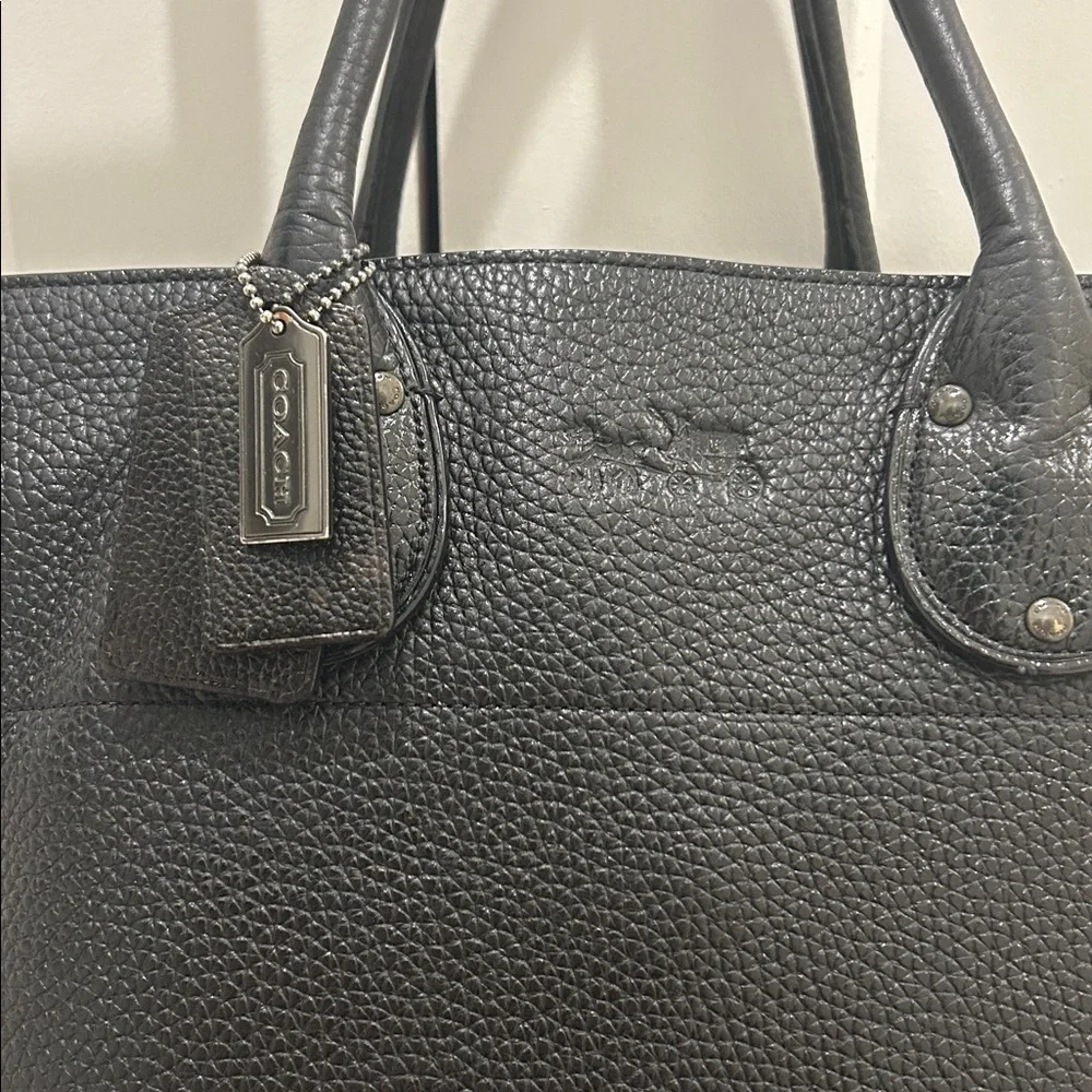 Coach Tatum Tall Tote in Whiplash Leather & Gunmetal